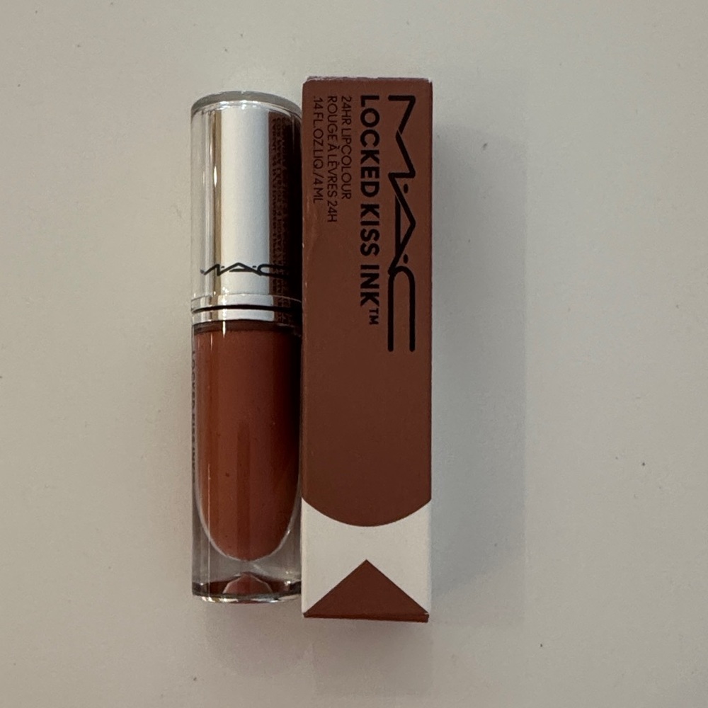 MAC Cosmetics Locked Kiss Ink Lipstick - color bodacious NIB
